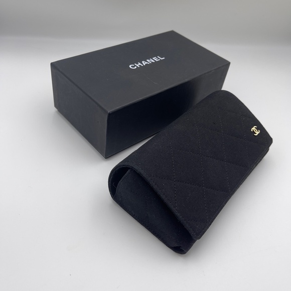 CHANEL Black Glasses Sunglasses Soft Case and box Quilted Fabric Gold CC Logo - Picture 6 of 12